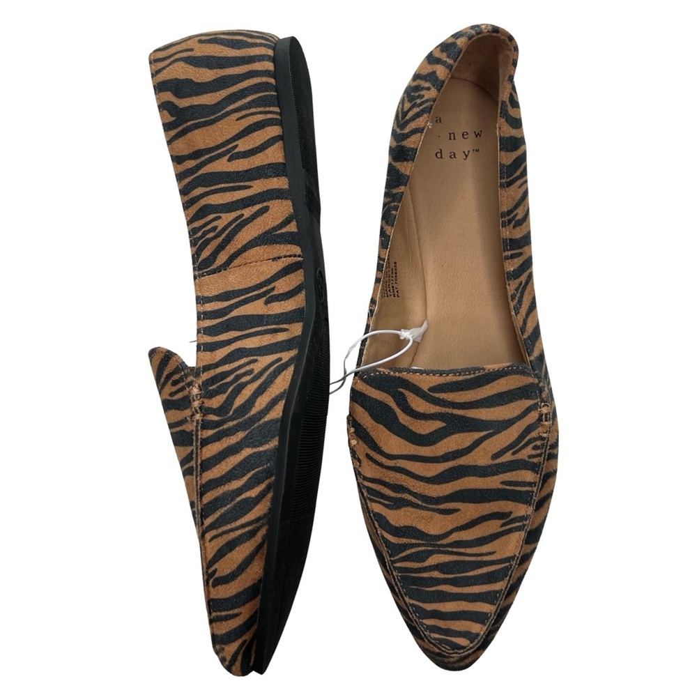 NEW Faux Suede Loafers Micah Pointy Toe Flats Animal Tiger Print Brown Black 6.5